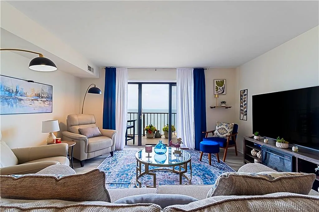100 E Ocean View Ave #912, Norfolk — photo