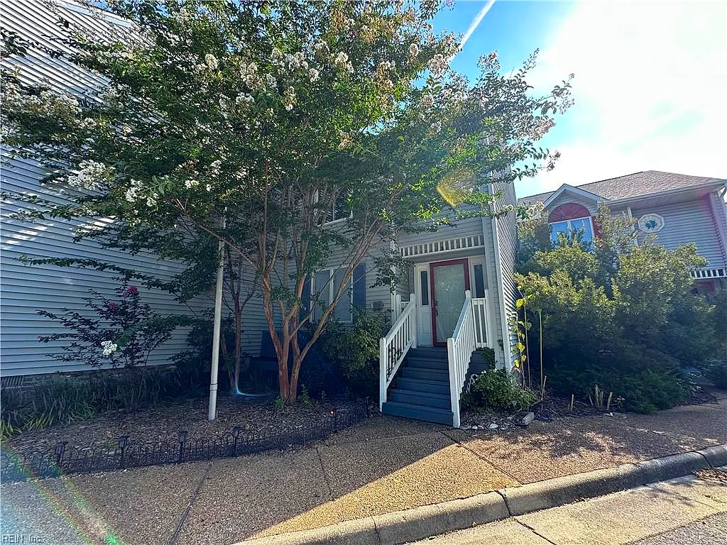 105 Scotts Pt #3, Hampton — photo
