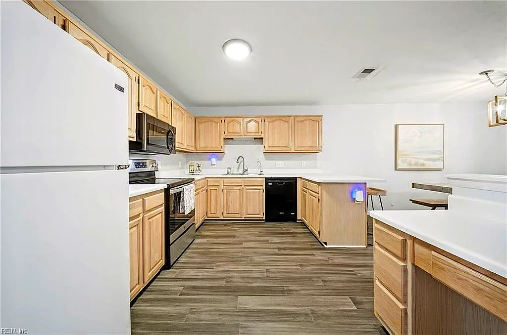 4836 Beach Cove Pl, Virginia Beach — photo