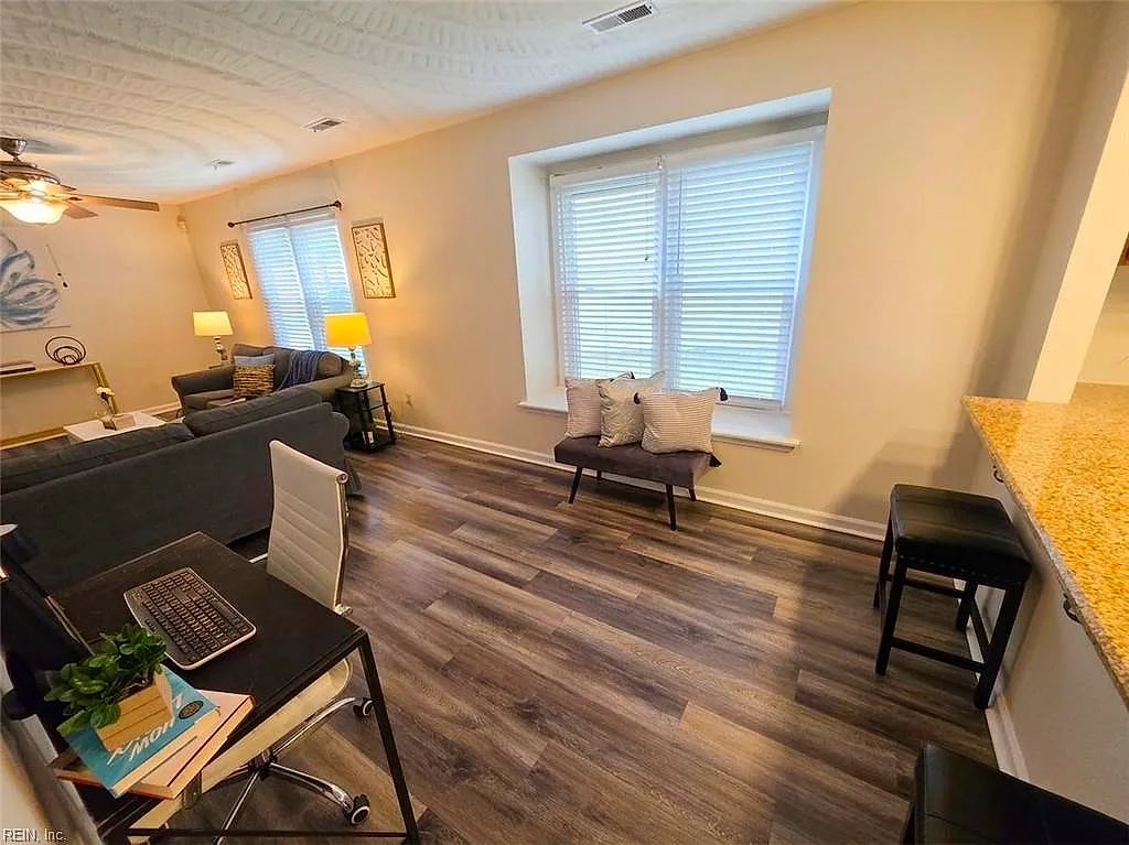 1300 Faraid Ln, Virginia Beach — photo