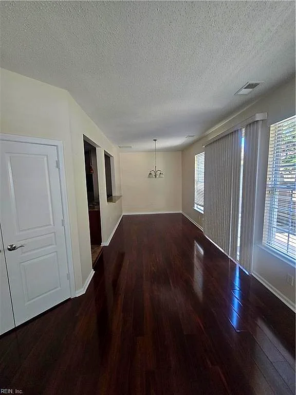 2401 Wessington Dr, Virginia Beach — photo
