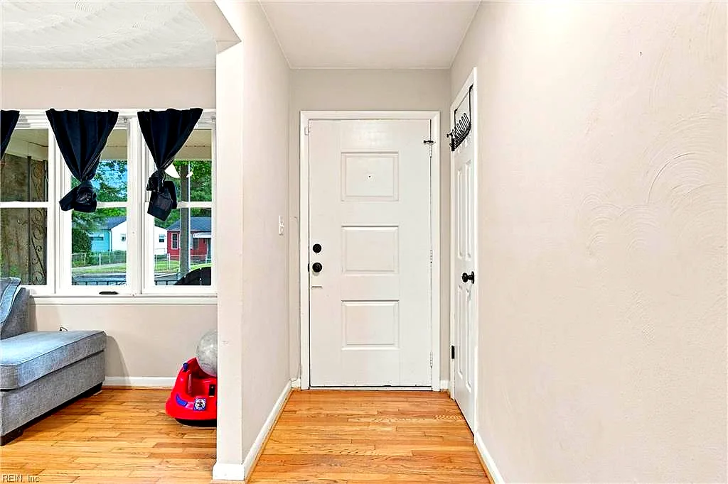 2617 Ash St, Portsmouth — photo