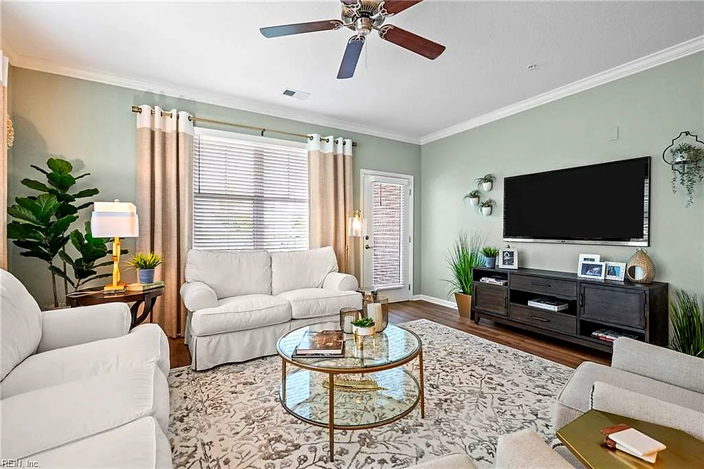 1540 Eldwick Drive #102, Chesapeake — photo