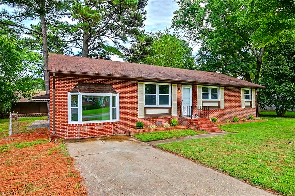 116 Bailey Rd, Yorktown — photo