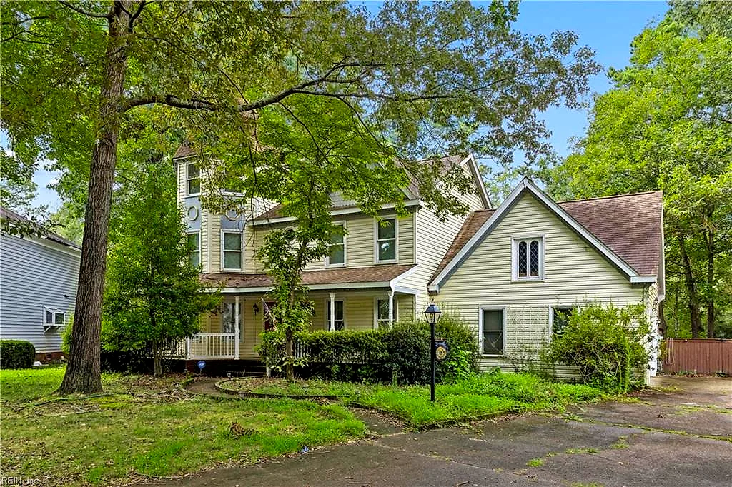 302 Honey Locust WAY, CHESAPEAKE VA 23320