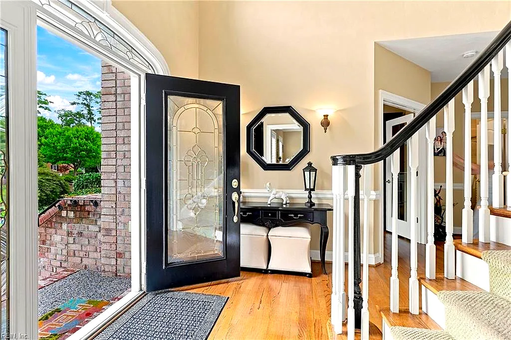 1576 Godfrey Ln, Virginia Beach — photo