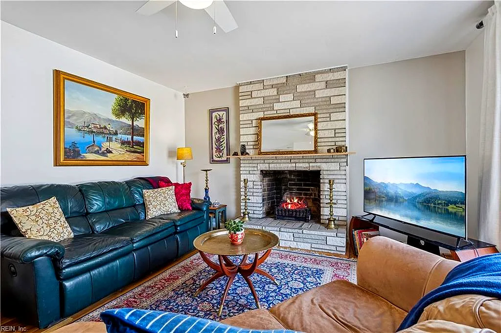 118 Winston Dr, Williamsburg — photo