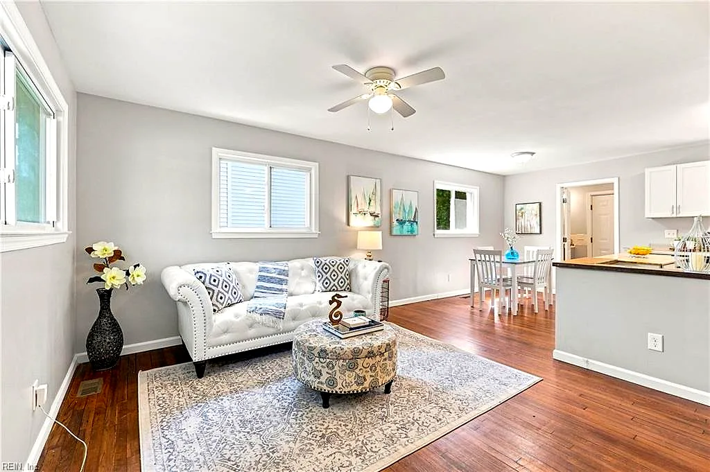 537 Greenbriar Ave, Hampton — photo