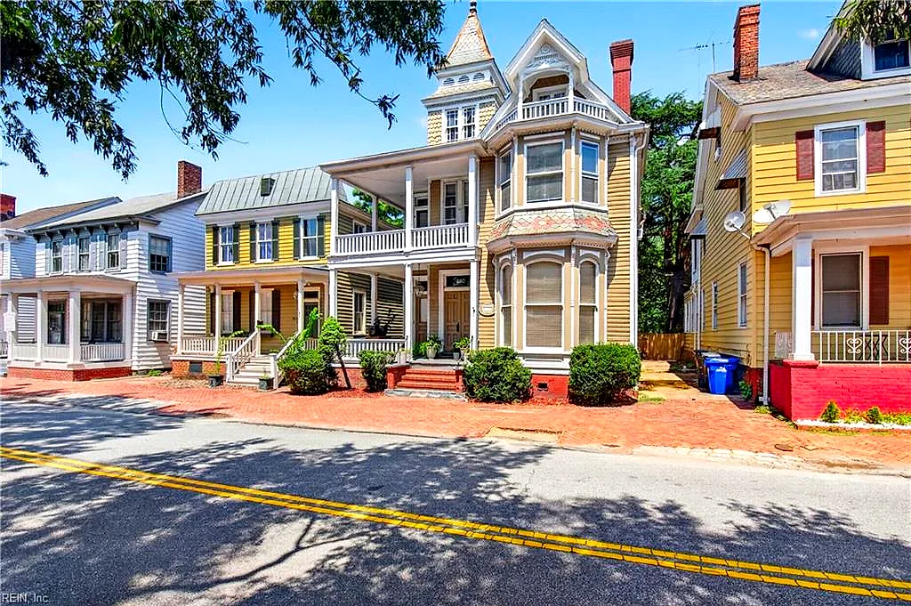 320 London ST, PORTSMOUTH VA 23704