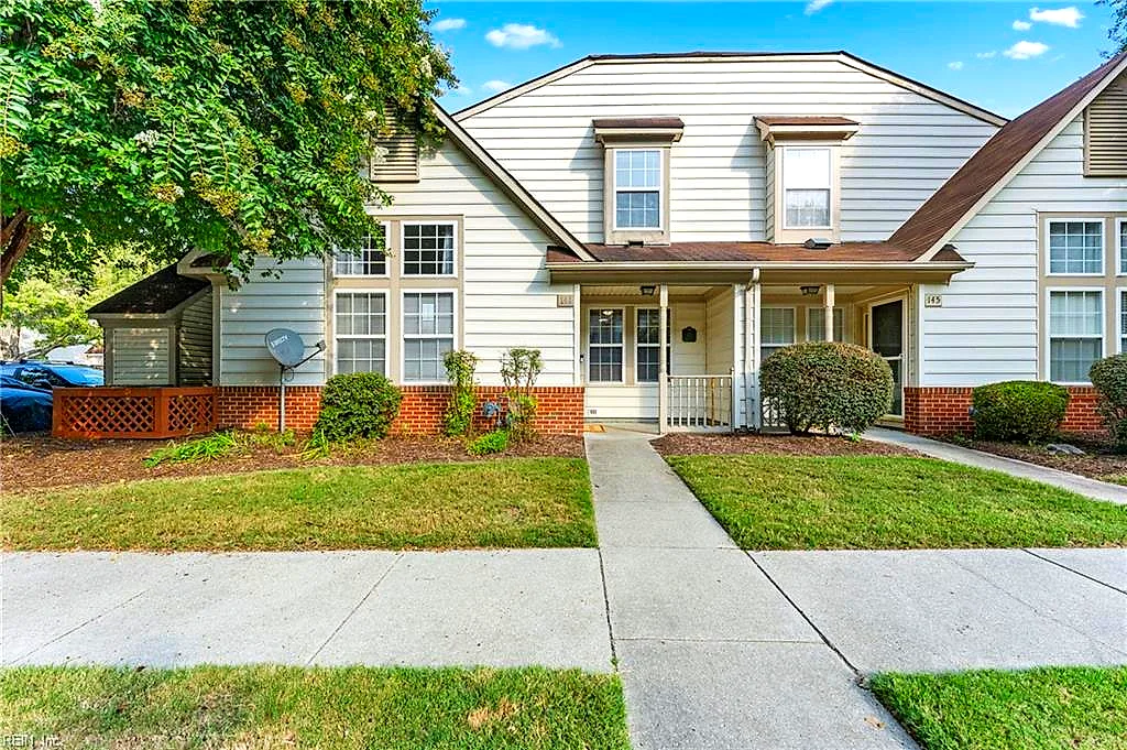 141 Post Oak RD, YORKTOWN VA 23693