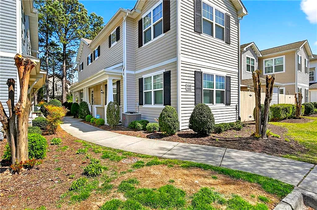 1440 Rollesby WAY, CHESAPEAKE VA 23320