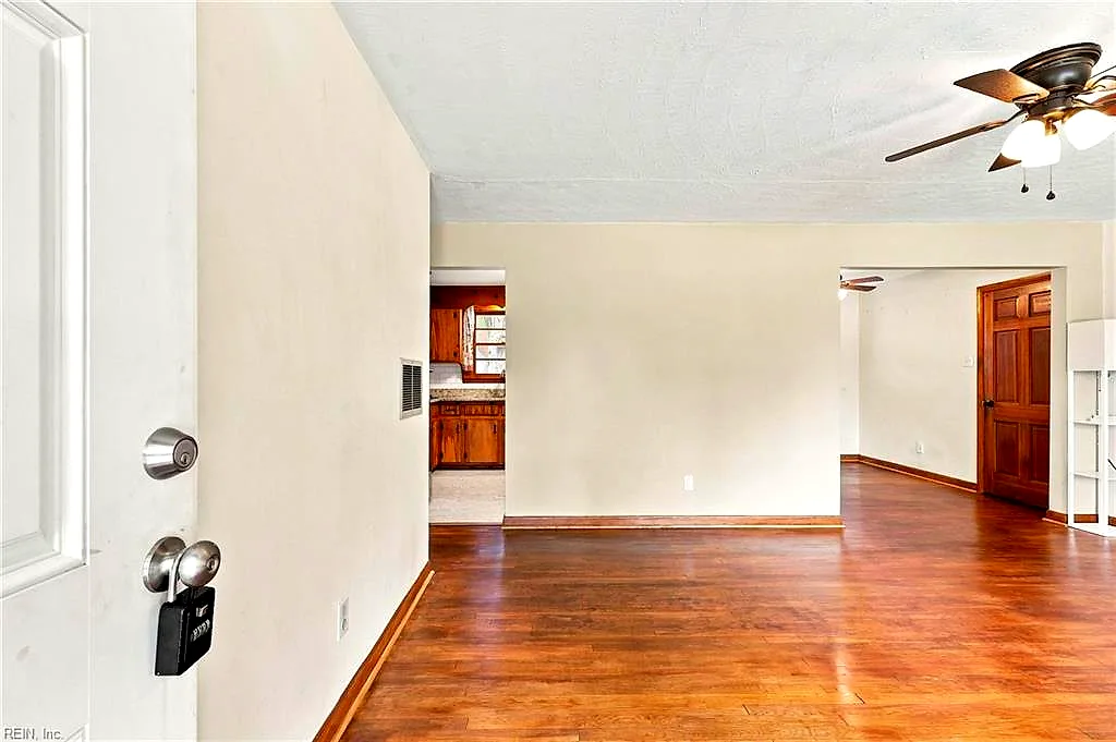 424 Shell Rd, Chesapeake — photo