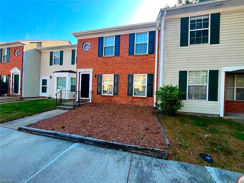 4 Valor PL, HAMPTON VA 23669