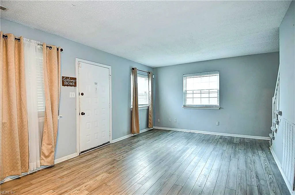 3217 Tiverton Dr, Virginia Beach — photo