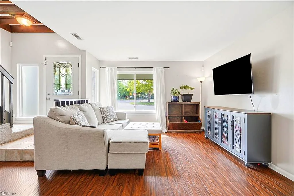 1605 Kitimal Dr, Virginia Beach — photo