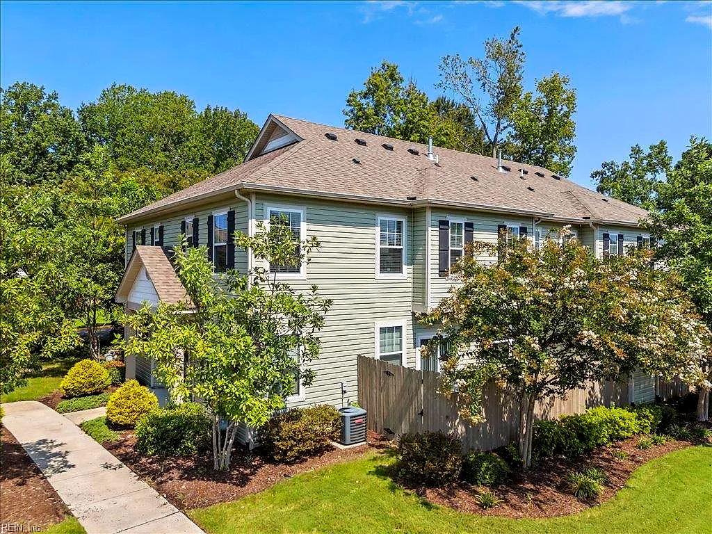 2454 Whitman ST, CHESAPEAKE VA 23321