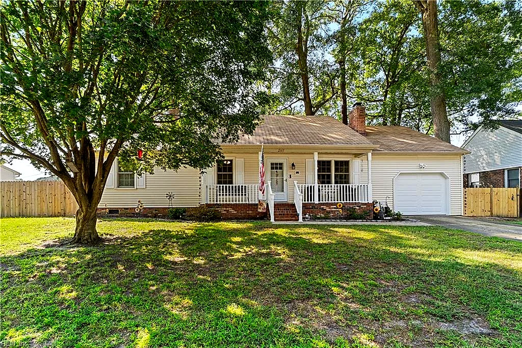 2317 Southern Pines DR, CHESAPEAKE VA 23323