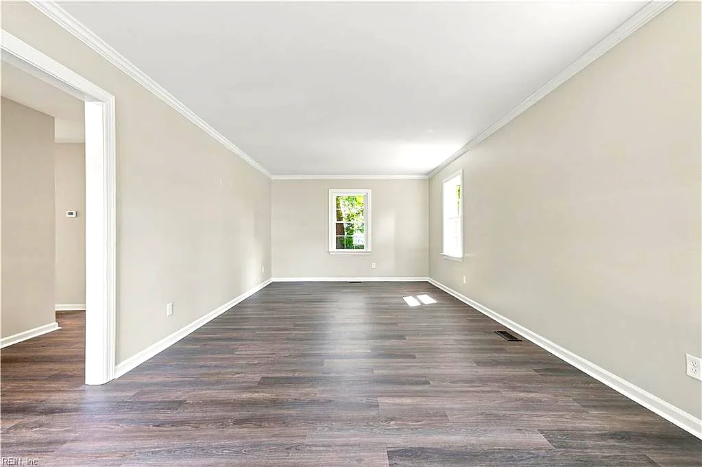 188 Corinthia Dr, Newport News — photo