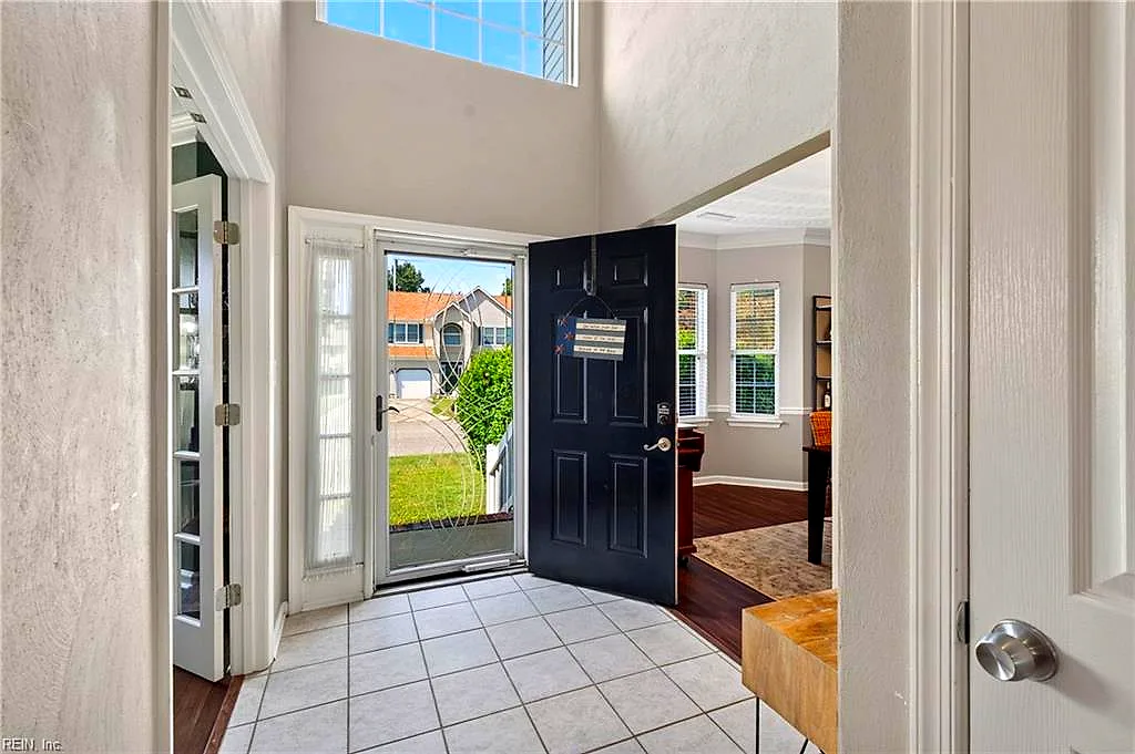 915 Foxboro Dr, Newport News — photo