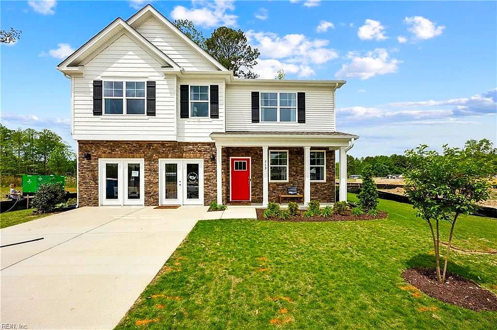 704 Sea Biscuit BLVD, YORKTOWN VA 23690