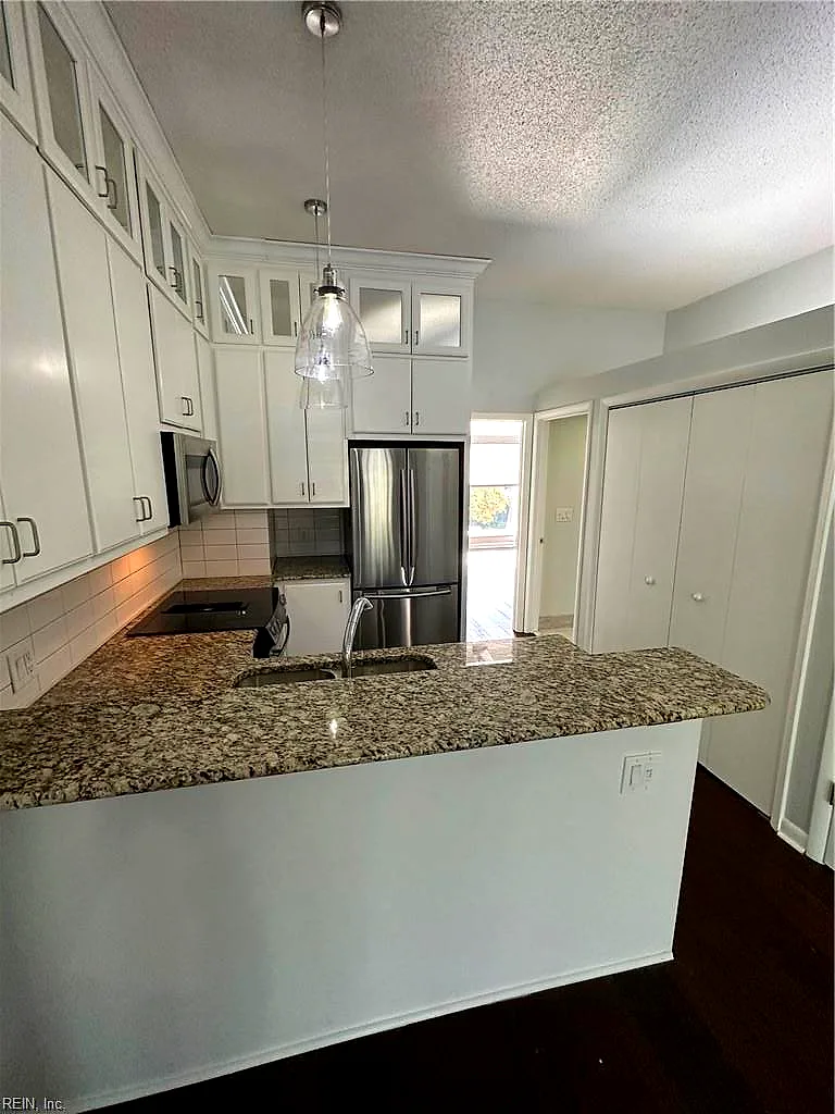 696 Mowbray Arch #540, Norfolk — photo