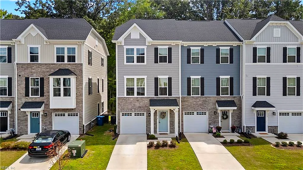 112 Pocosin PATH, POQUOSON VA 23662