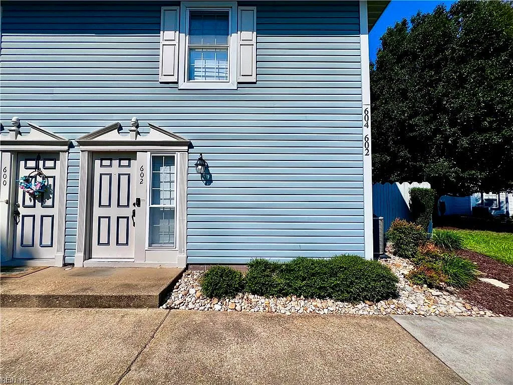 602 Barwick Ct, Chesapeake — photo