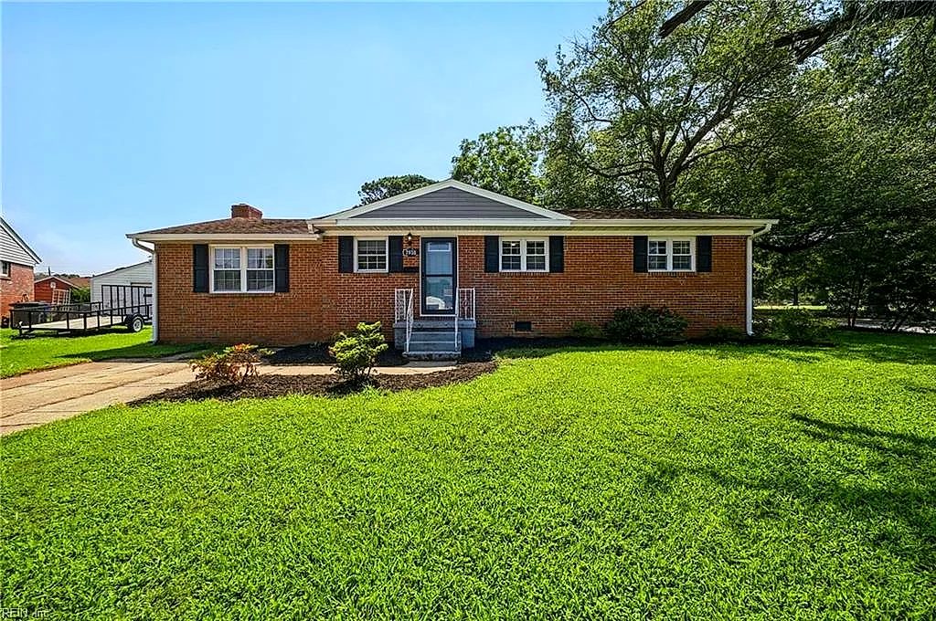 7938 Nancy Ct, Norfolk — photo