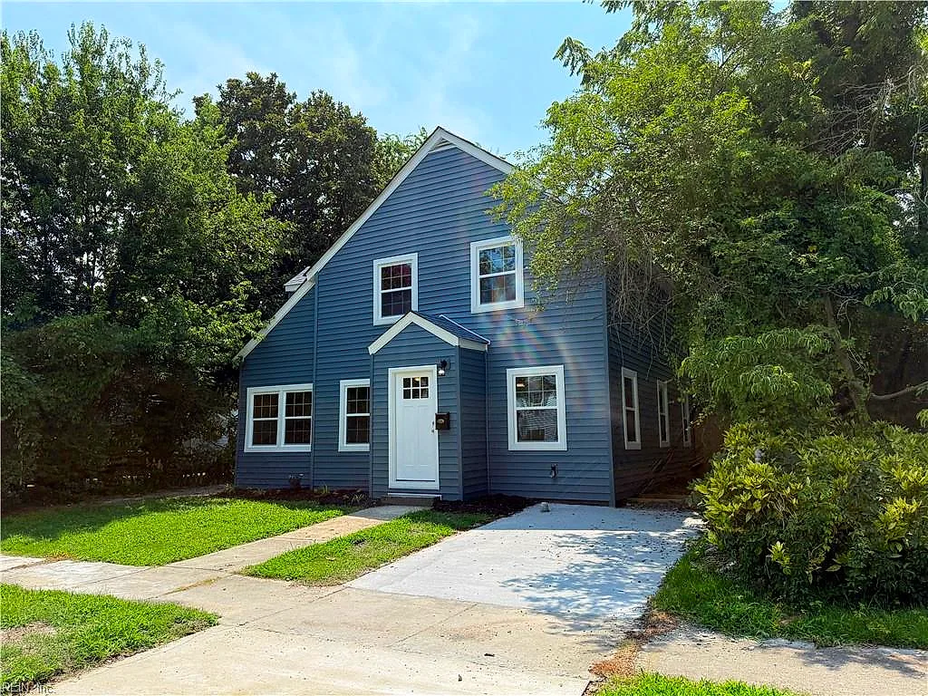 12 Afton Pw, Portsmouth — photo