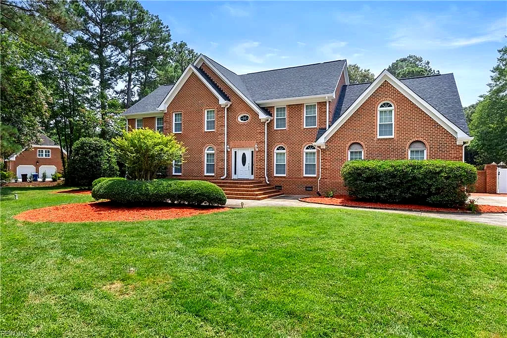 641 Ravenwoods DR, CHESAPEAKE VA 23322