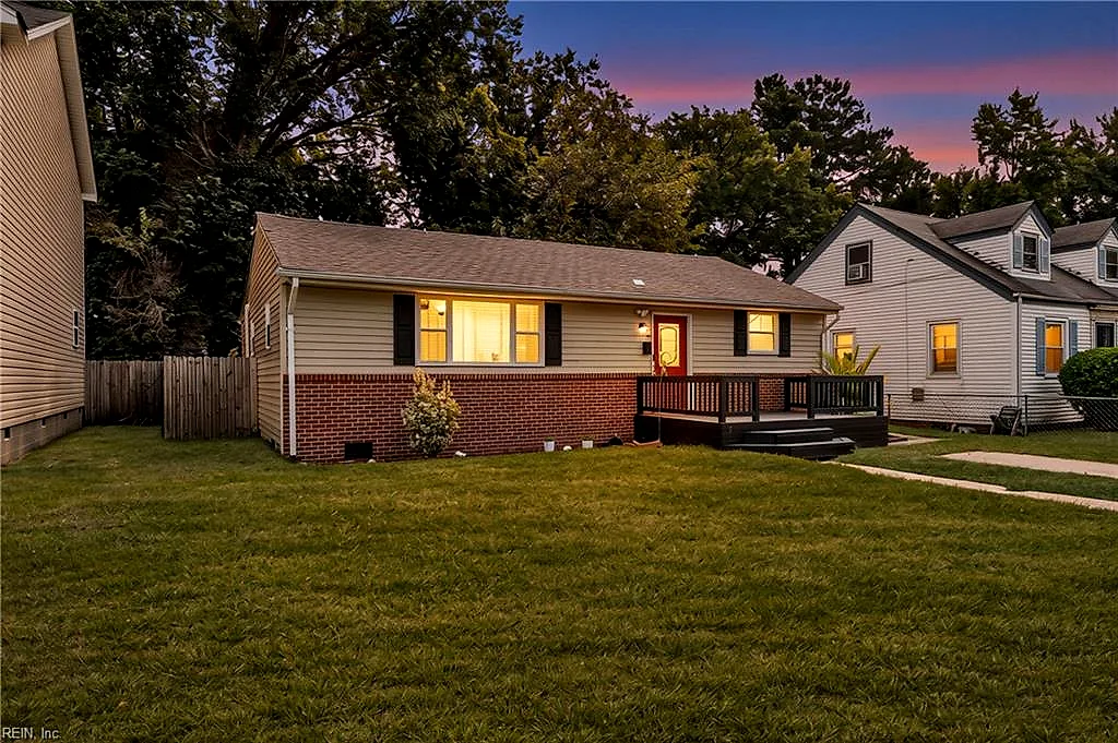 2015 Camden AVE, PORTSMOUTH VA 23704