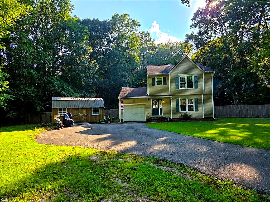 8174 Lord Fairfax Cir, Gloucester — photo