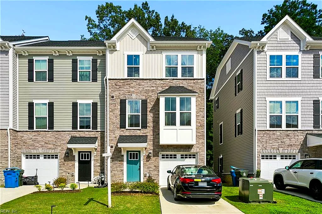 110 Pocosin PATH, POQUOSON VA 23662