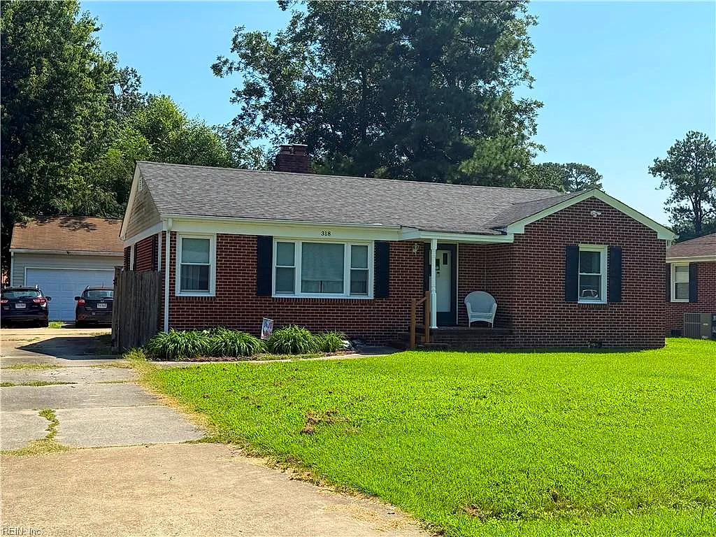 318 Tareyton LN, PORTSMOUTH VA 23701