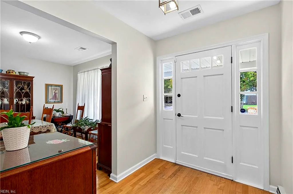 4520 Hudgins Dr, Virginia Beach — photo