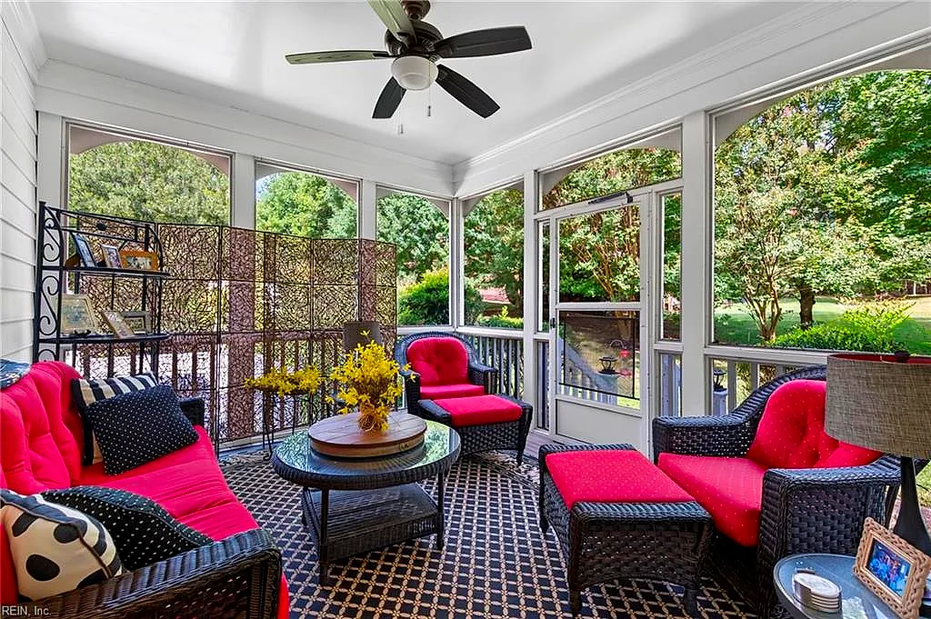 308 Dogleg Dr, Williamsburg — photo