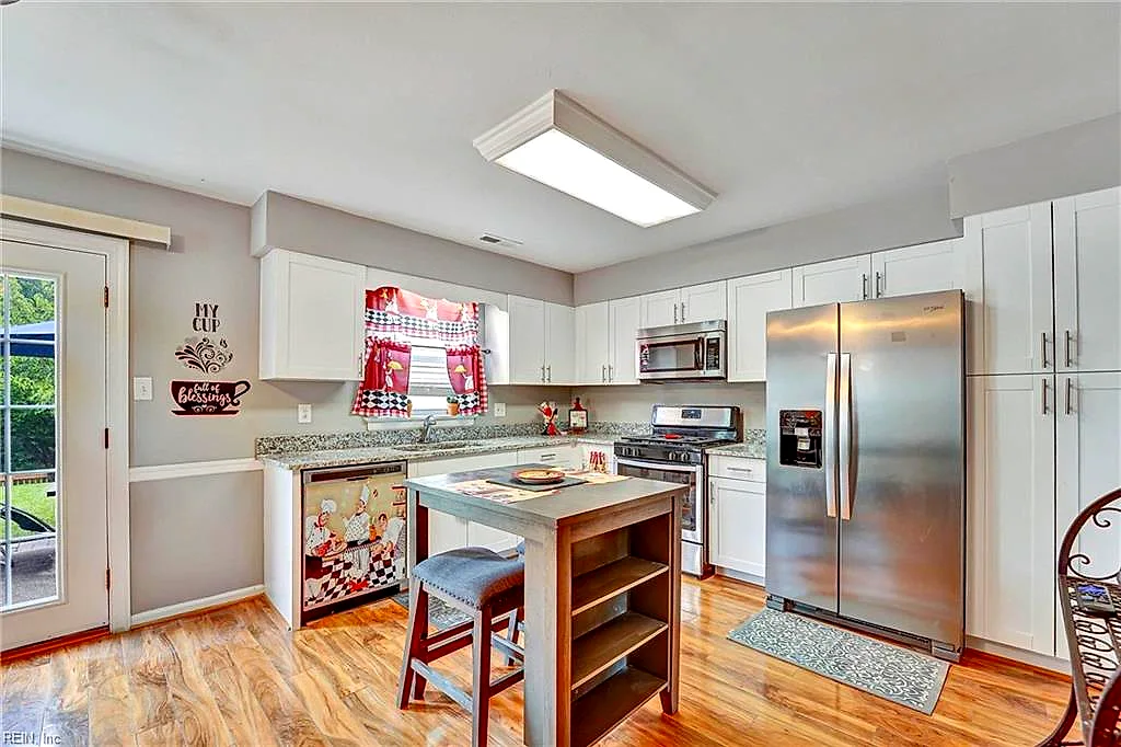 839 Sommerville Cres, Chesapeake — photo