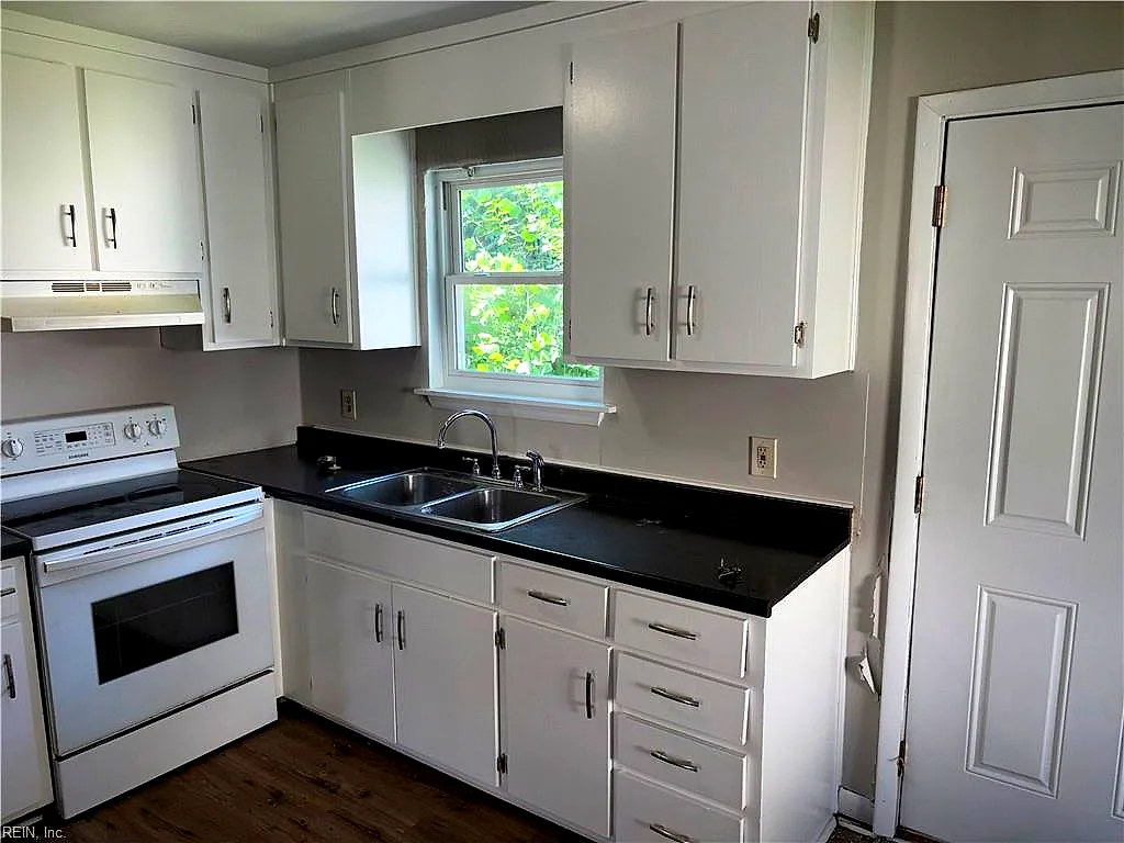 857 28 St, Newport News — photo