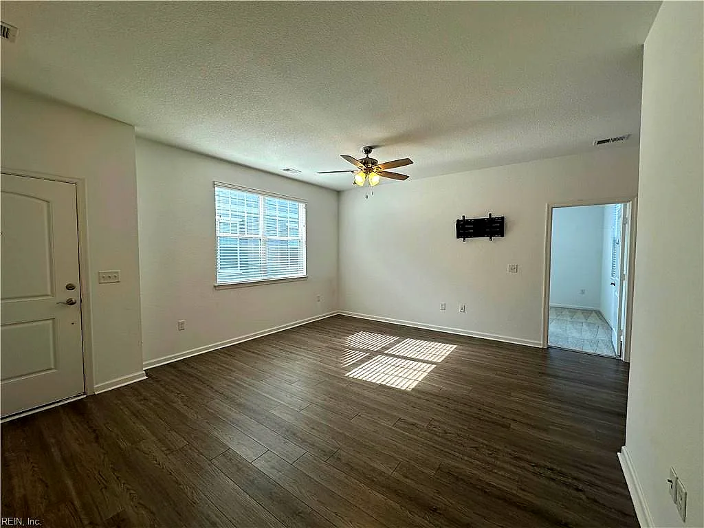 5041 Hawkins Mill Way, Virginia Beach — photo