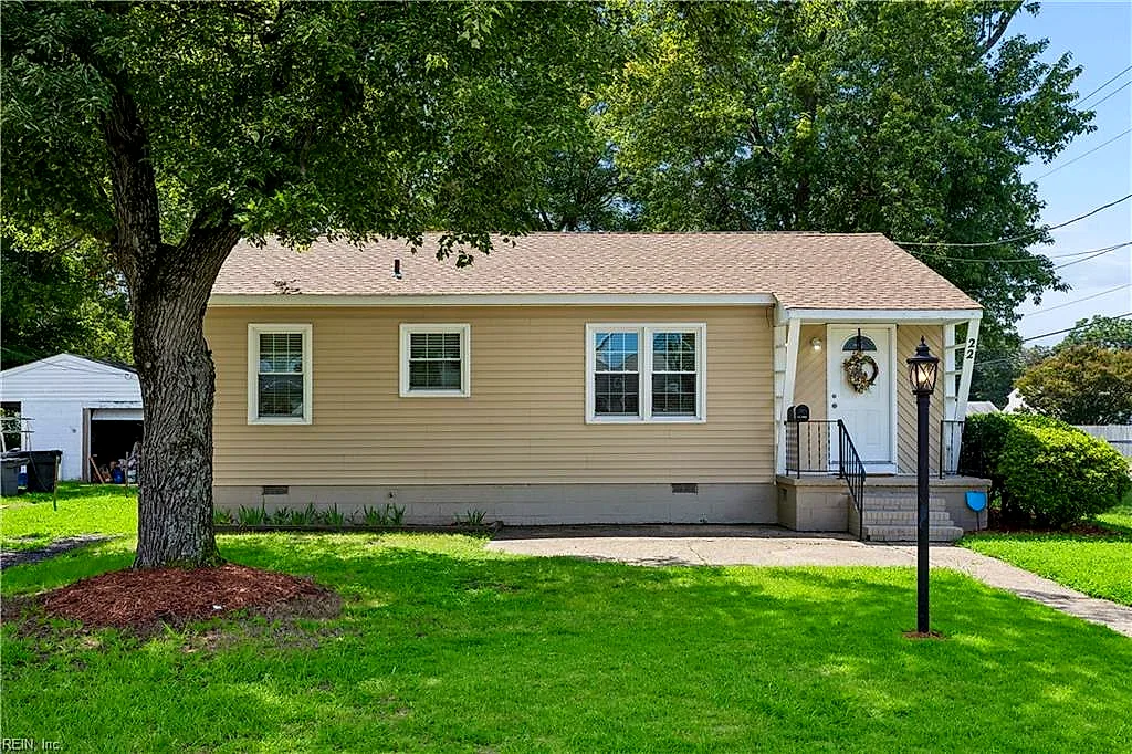 22 Gumwood DR, HAMPTON VA 23666