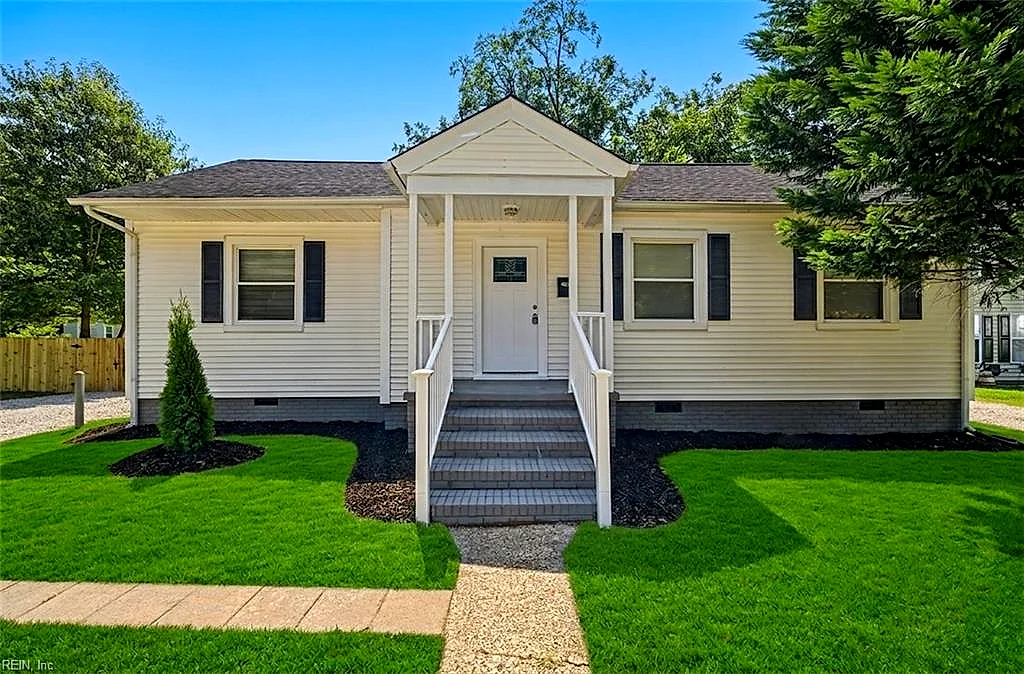 65 Cavalier RD, HAMPTON VA 23669