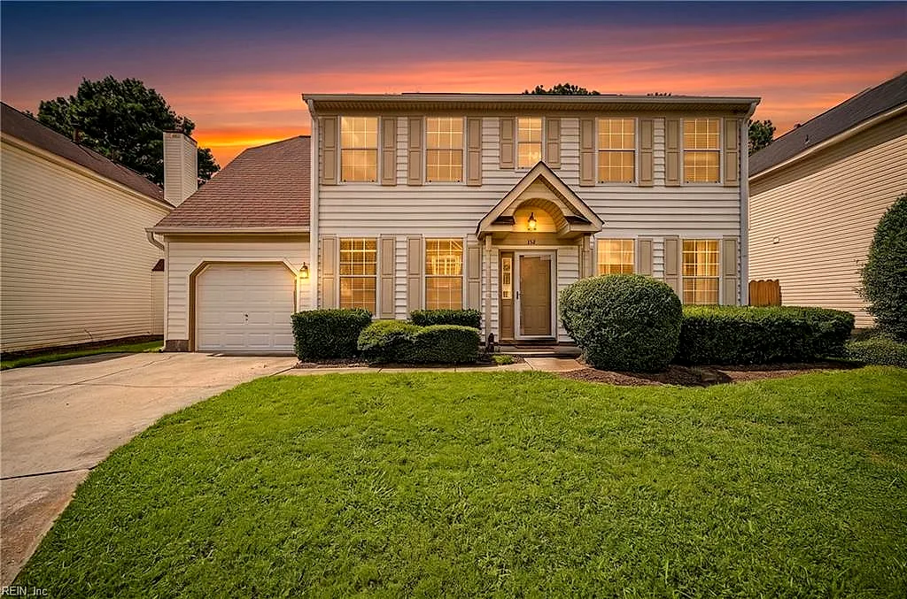 320 Oak Lake TER, CHESAPEAKE VA 23320