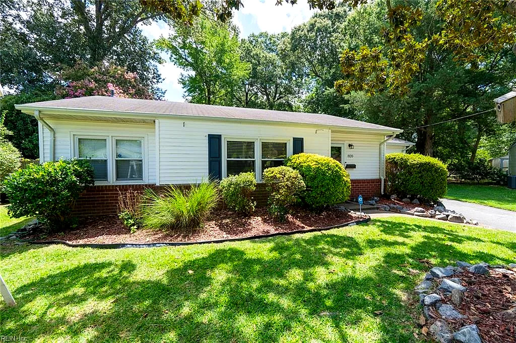 820 Plainsman Ct, Virginia Beach — photo