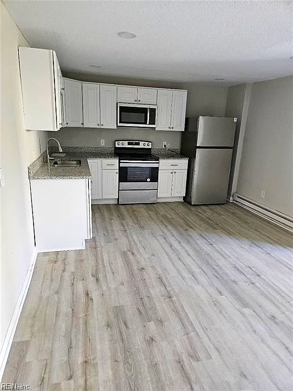 1601 Elm Ave, Portsmouth — photo