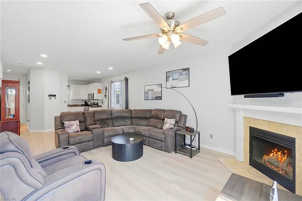 517 Lucerne AVE, SUFFOLK VA 23434