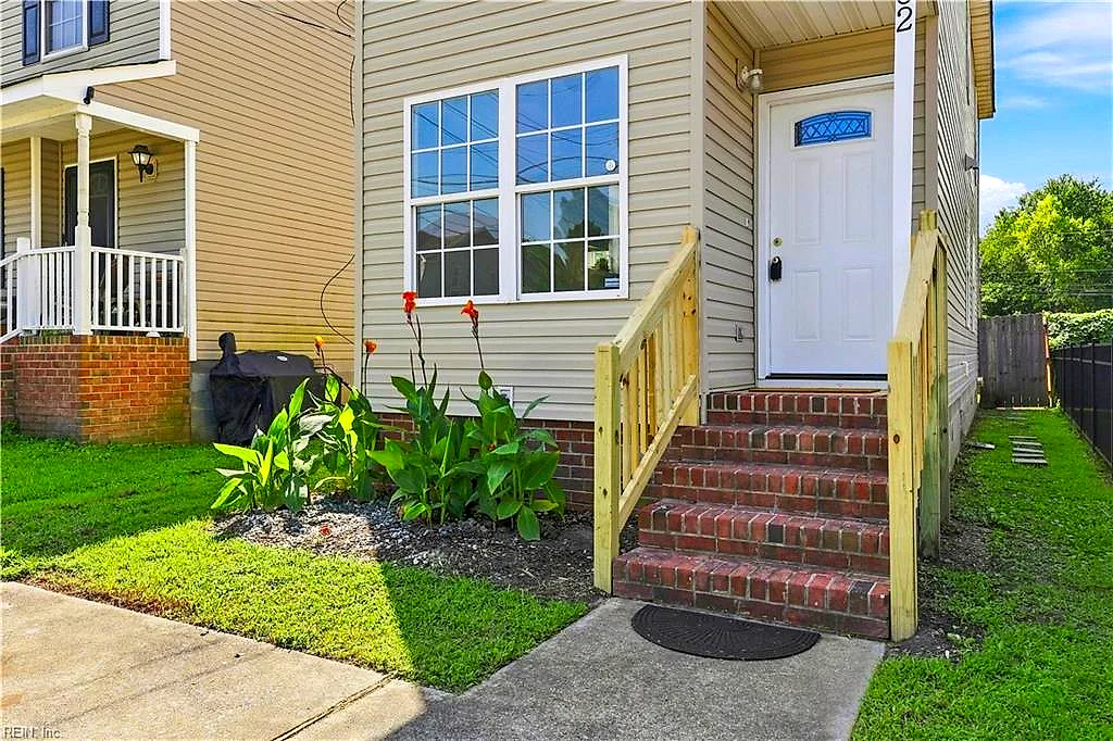 102 Ford ST, CHESAPEAKE VA 23323