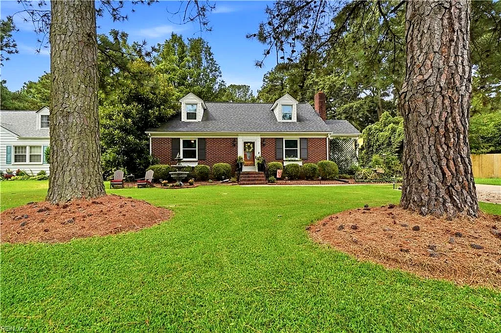 212 Cypress RD, PORTSMOUTH VA 23701