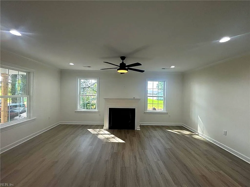 .169ac Aurora St, Courtland — photo