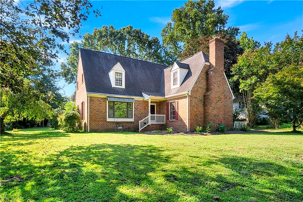 140 Country Club DR, WILLIAMSBURG VA 23188