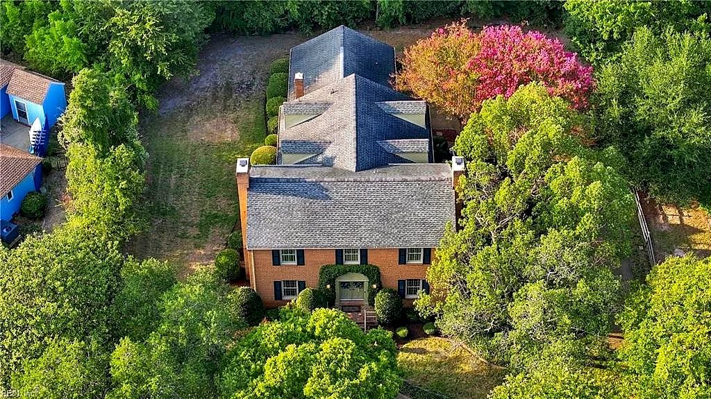 428 Susan Constant Dr, Virginia Beach — photo